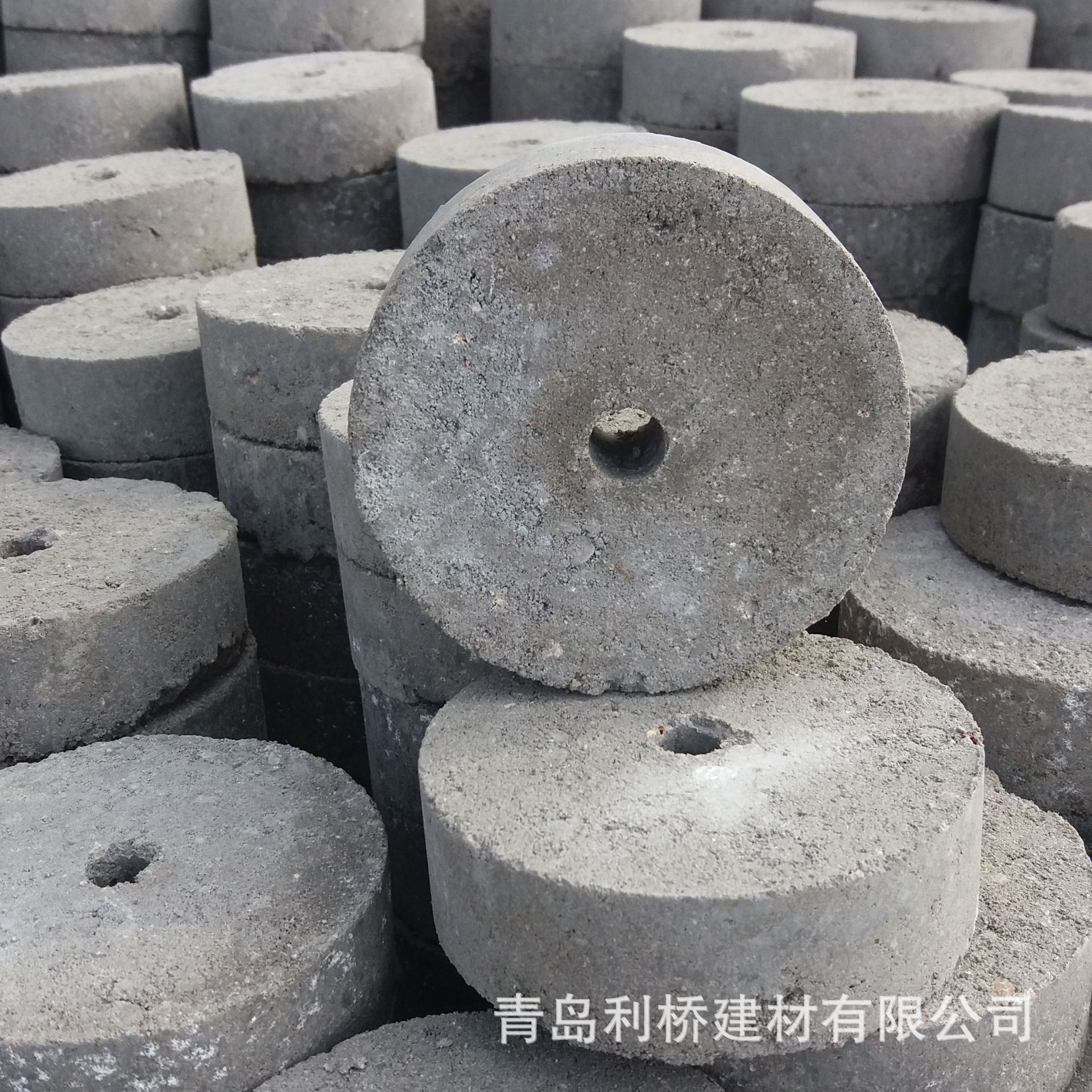 菏泽水泥垫块 桩基垫块 100-190mm 圆饼垫块 水泥垫块 批发