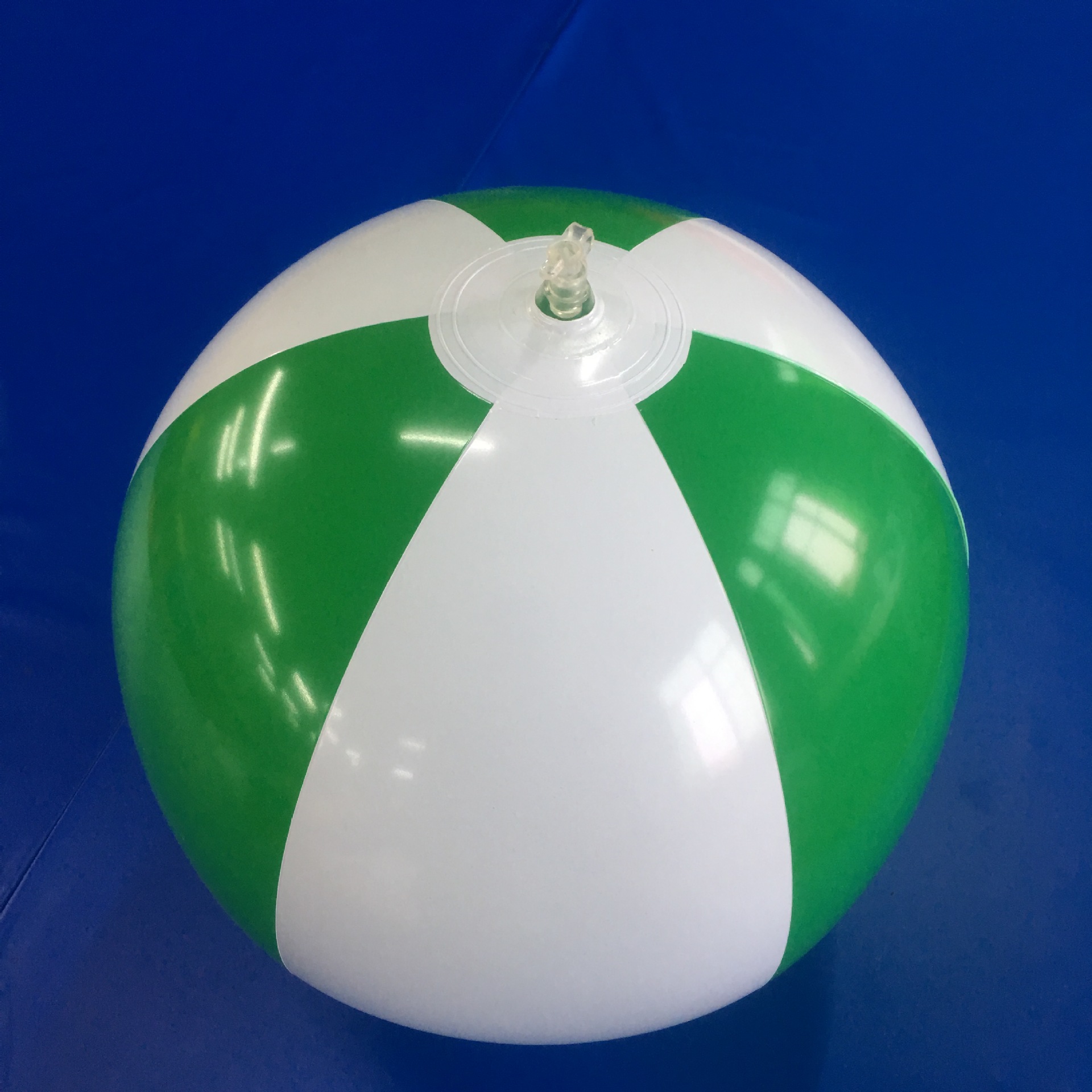 定做充气沙滩球可印logo pvc充气30cm球 彩色球 儿童玩具戏水球