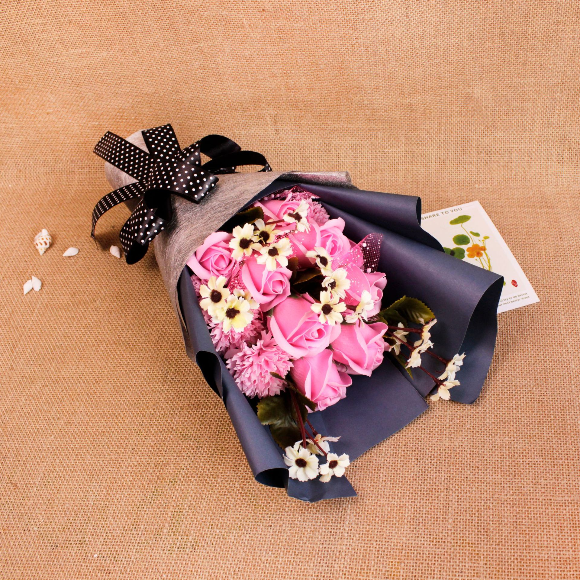 热销仿真花康乃馨 玫瑰花手捧花女朋友生日礼品鲜花制品厂家直销