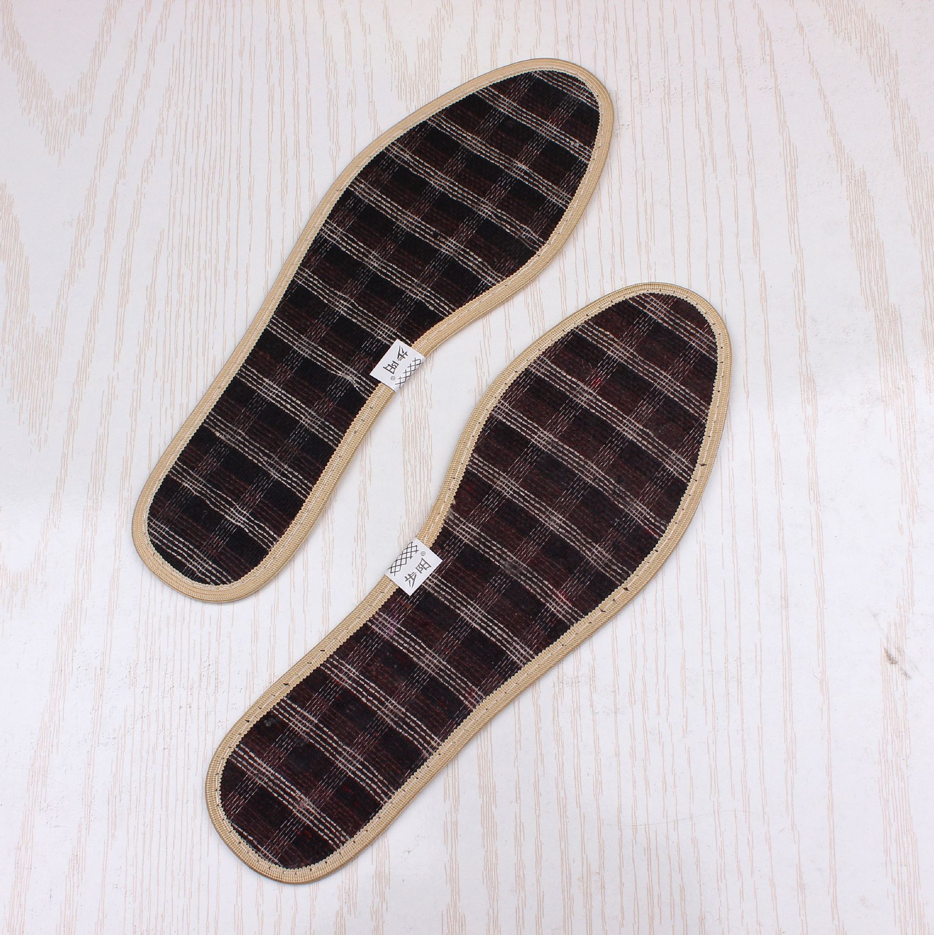 地摊暴利新产品除臭留香鞋垫棉麻透气吸汗防臭鞋垫男女士竹炭鞋垫