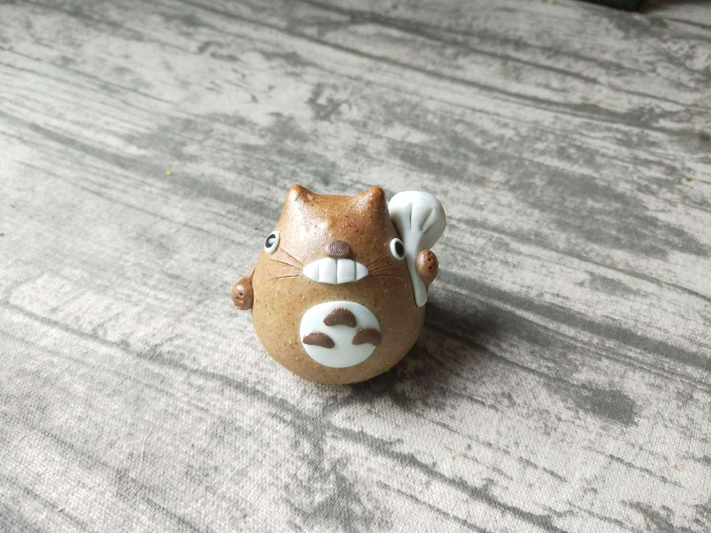 景德镇手工可爱陶瓷陶泥龙猫小摆件迷你桌面摆件创意生日礼物茶宠