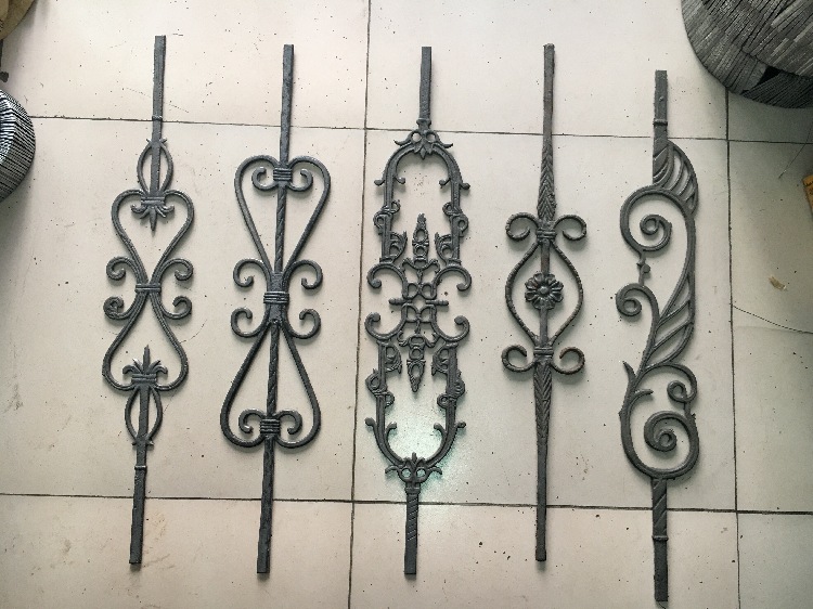 铁艺配件楼梯花栏杆栅栏铁艺弯花大门装饰花件焊接铁艺术