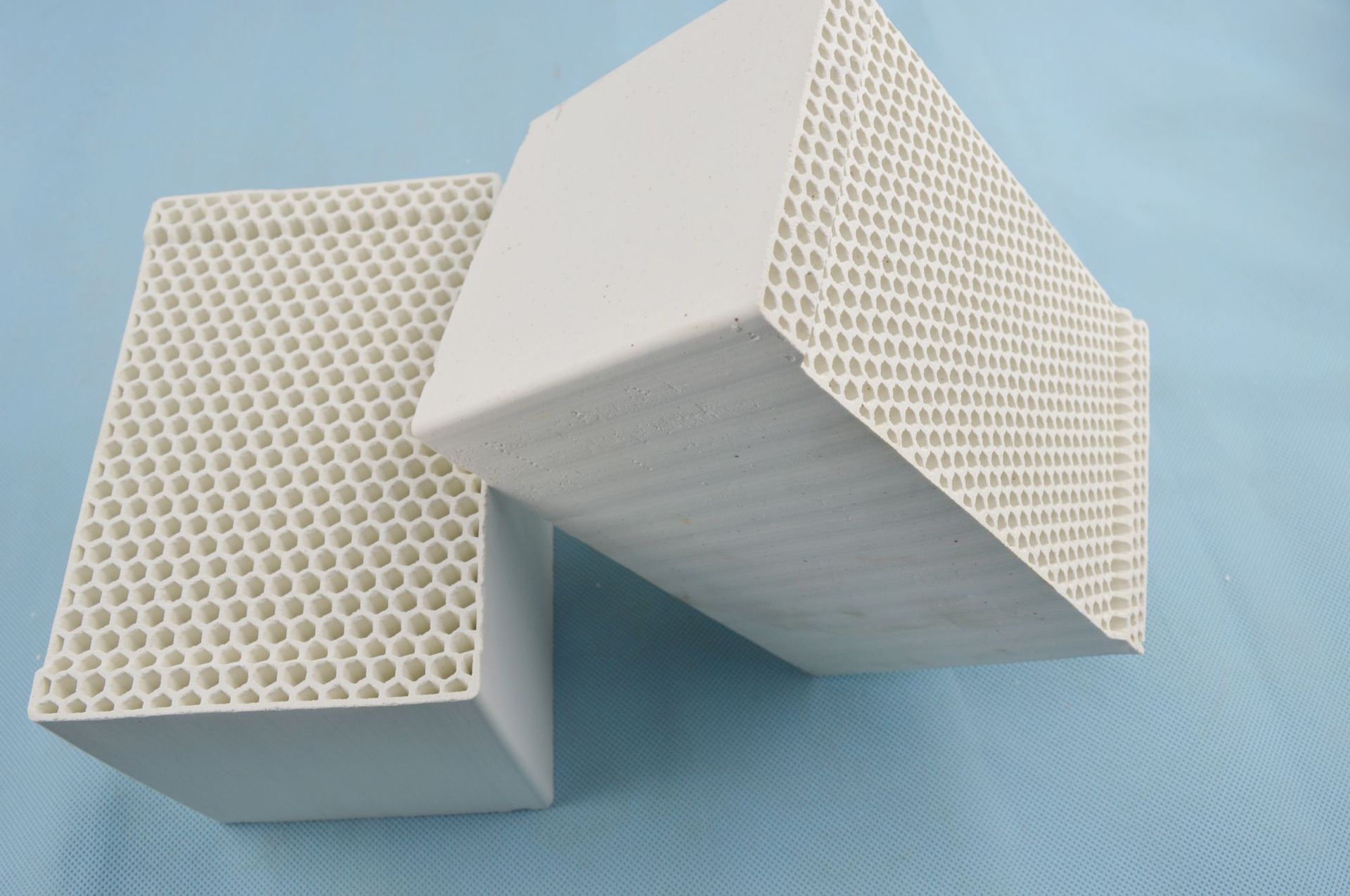 供应优质 蜂窝陶瓷蓄热体 工业用蜂窝陶瓷 质优价廉【图】