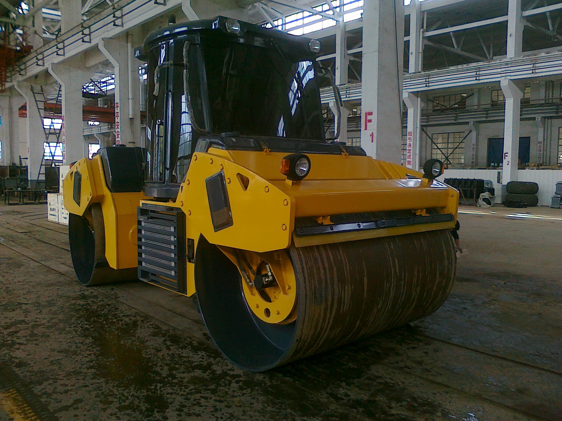 双钢轮压路机 座驾全液压12吨压路机作业面广 厂价直销