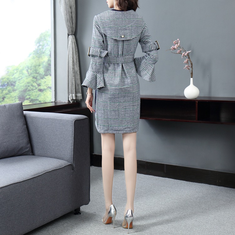 2018秋冬新款名媛小香风圆领喇叭袖针织拼接格纹系带连衣裙188505