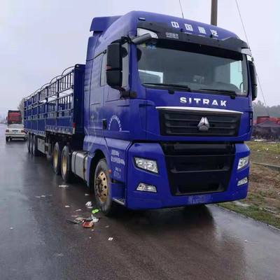 出售二手牵引车二手国五汕德卡牵引车540马力轻体半挂牵引车头