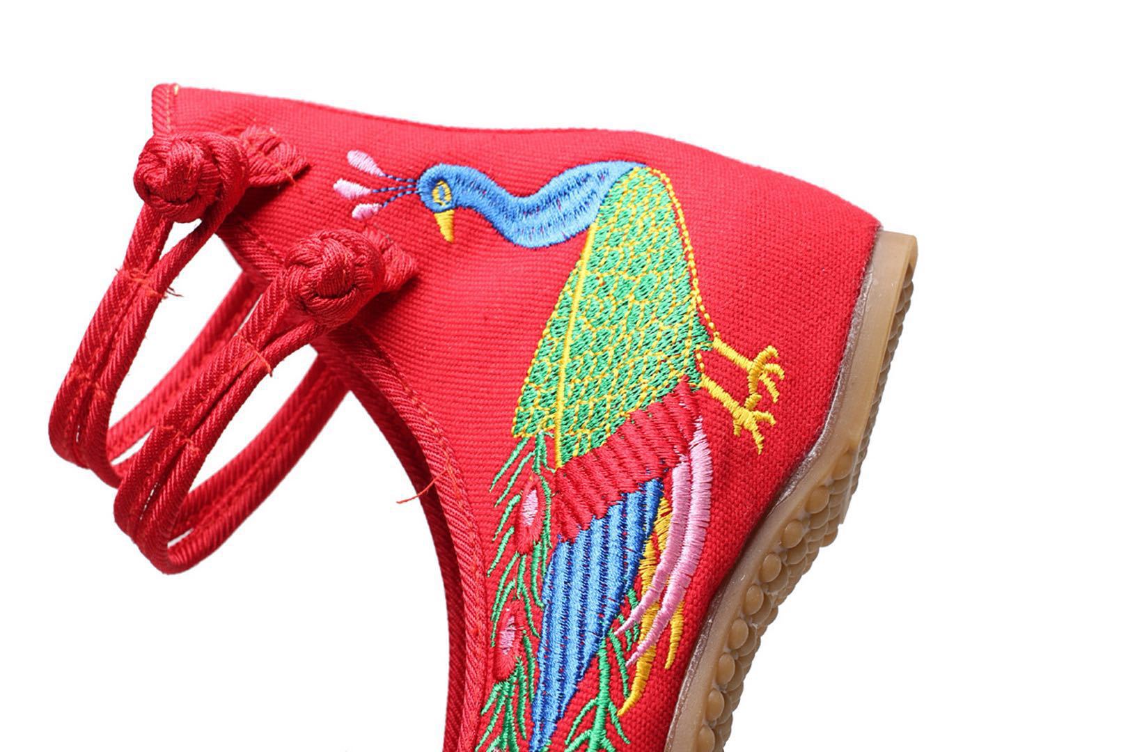 老北京民族风绣花鞋孔雀精品低帮老北京绣花鞋休闲鞋民族风舞蹈鞋