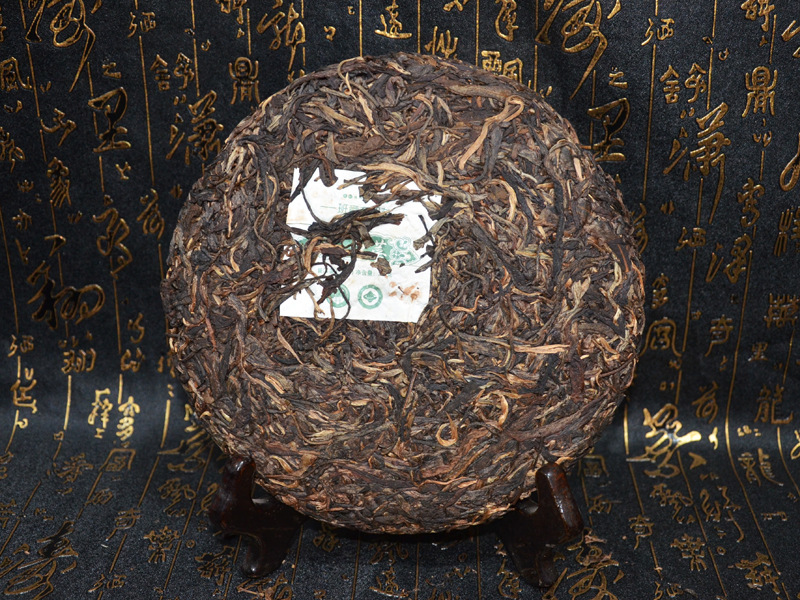 大白菜七子饼茶 老班章有机茶 勐海古树纯料生茶 云南普洱茶批发