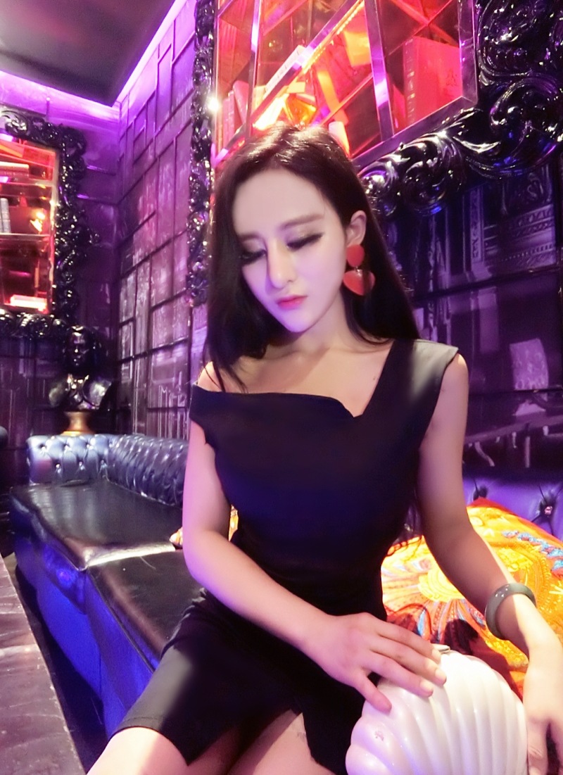 性感不规则纯色短裙夏季斜肩修身包臀开叉包臀夜店连衣裙a10759