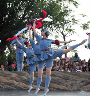 五一军装表演服红军服装舞蹈服八路军服装红色娘子军芭蕾舞演出服