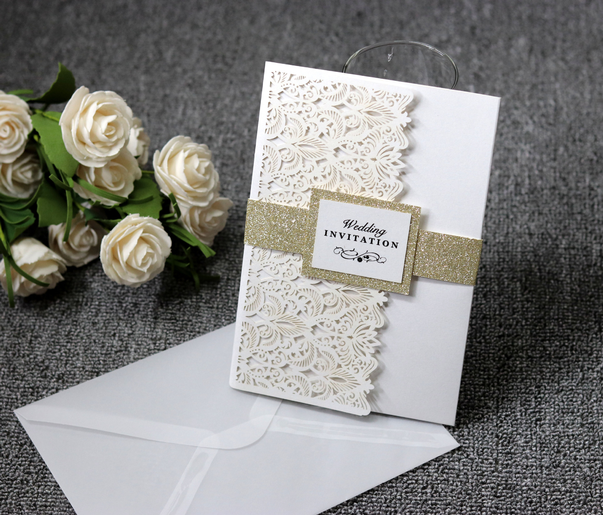 酒店商务贺卡 激光镂空邀请函 结婚金葱腰封请柬 深蓝色卡片批发