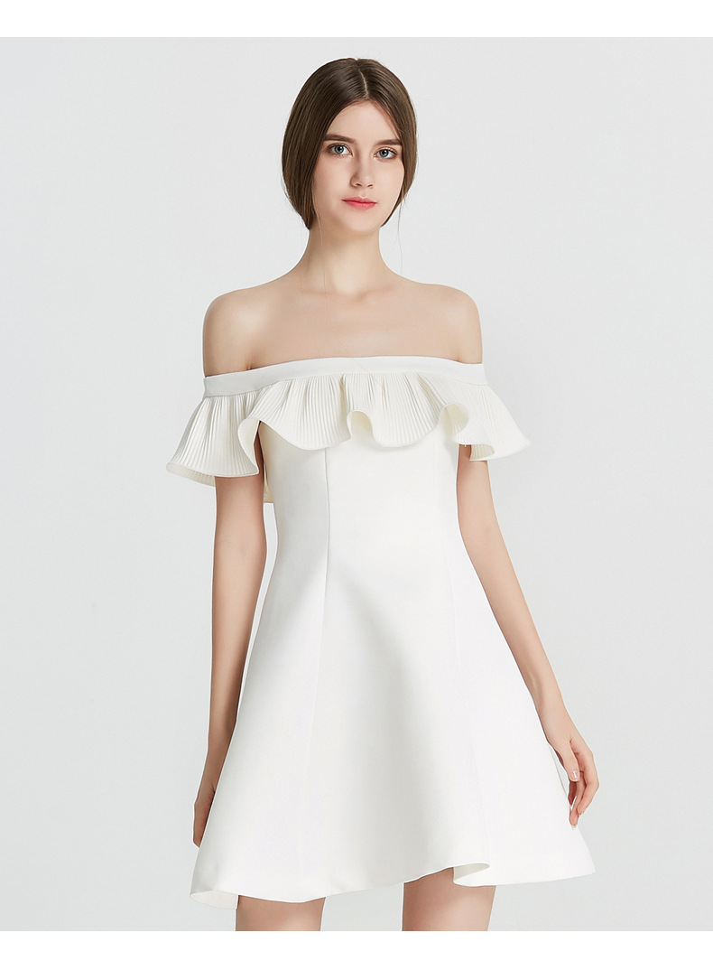 连衣裙女装新款白色欧美气质显瘦荷叶边一字领露肩性感高端裙