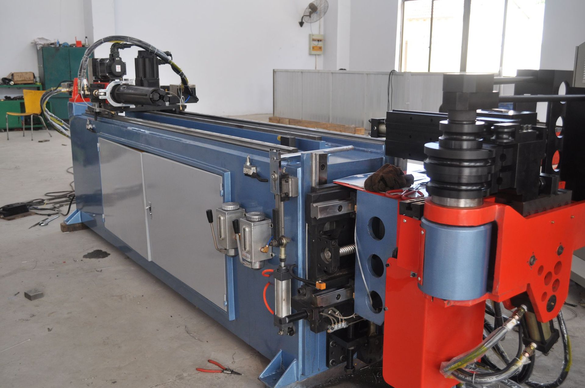 厂家直销 高精度38全自动弯管机 38cnc折弯机伺服弯管机管材设备