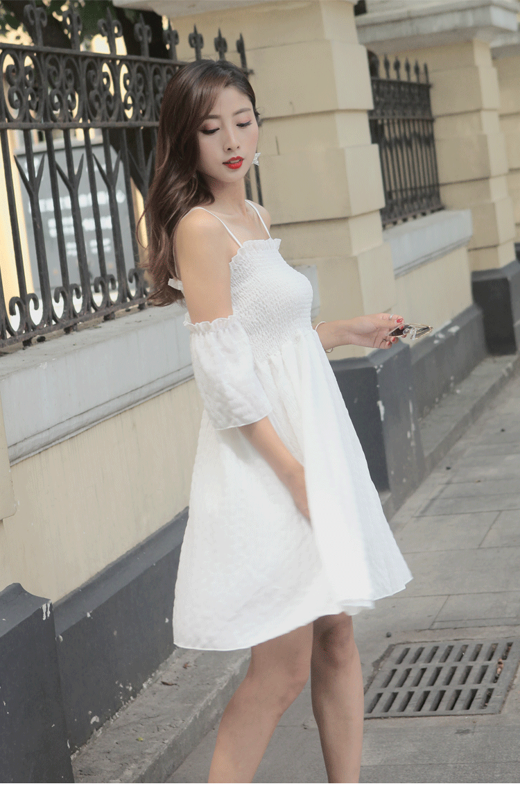 2018新款韩版女装清新甜美短裙吊带一字领纯色喇叭袖大摆雪纺连衣
