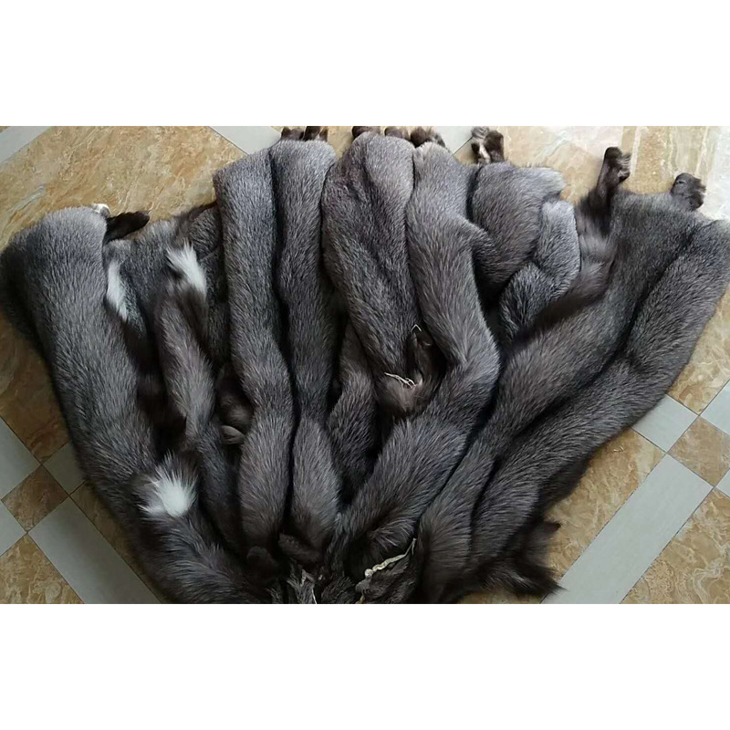 狐狸皮狐狸整张皮 皮草服装原料狐皮银狐皮批发定做服装