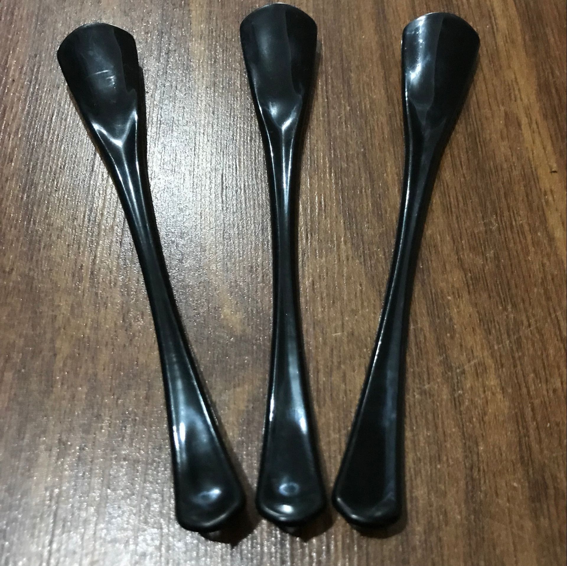 12厘米 一次性塑料pp 冰淇淋勺子 雪糕勺流线型造型 颜色可以定做