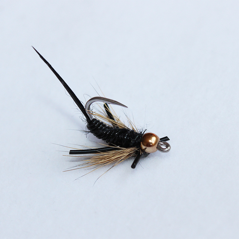 外贸鱼钩羽毛盒装40只飞蝇钩套装飞蝇钩路亚饵昆虫钓鱼钩渔具批发