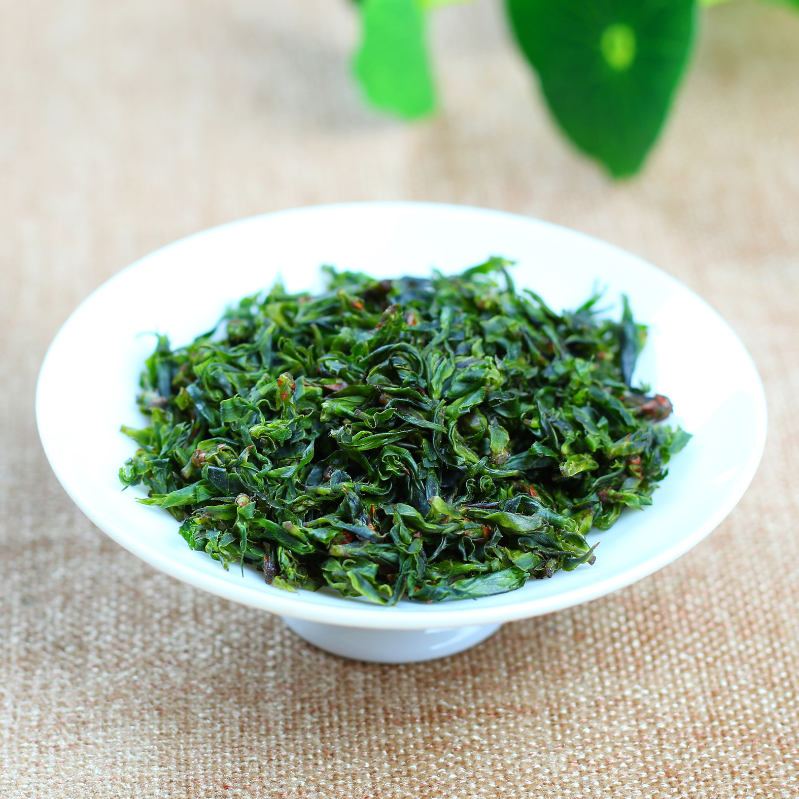 2020散装称重新茶青山绿水小叶苦丁茶散装苦丁茶毛冬青茶米芽花苞