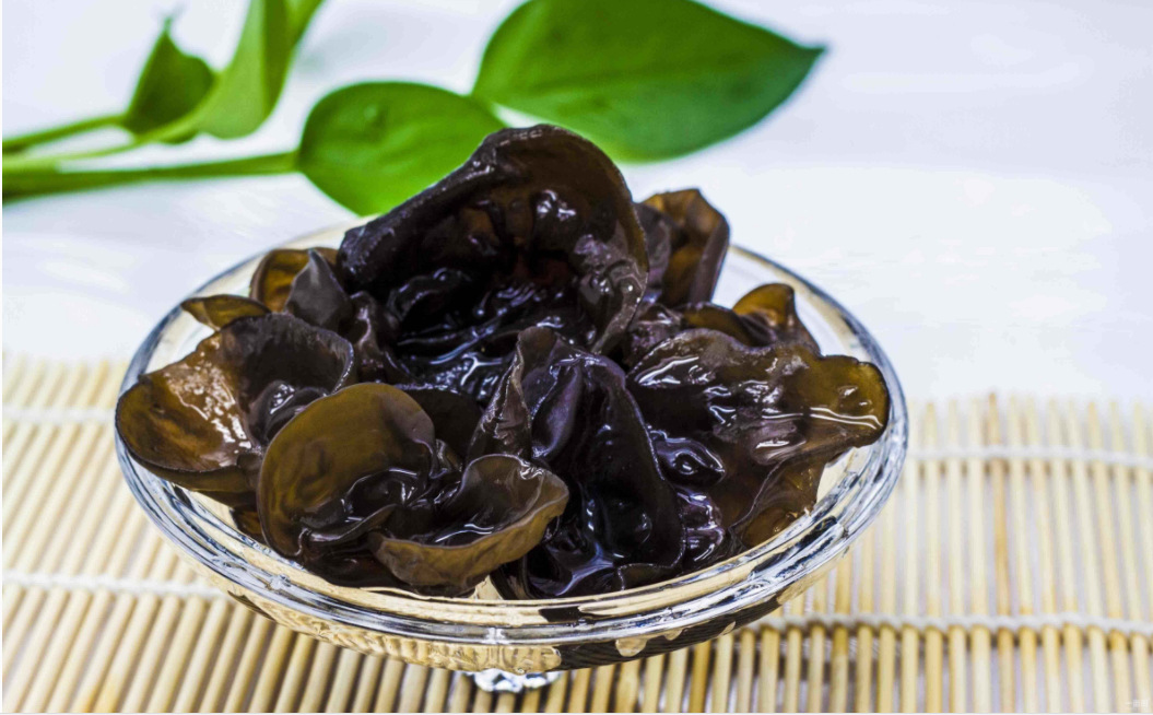 养生减肥必备,木耳的三大好处!