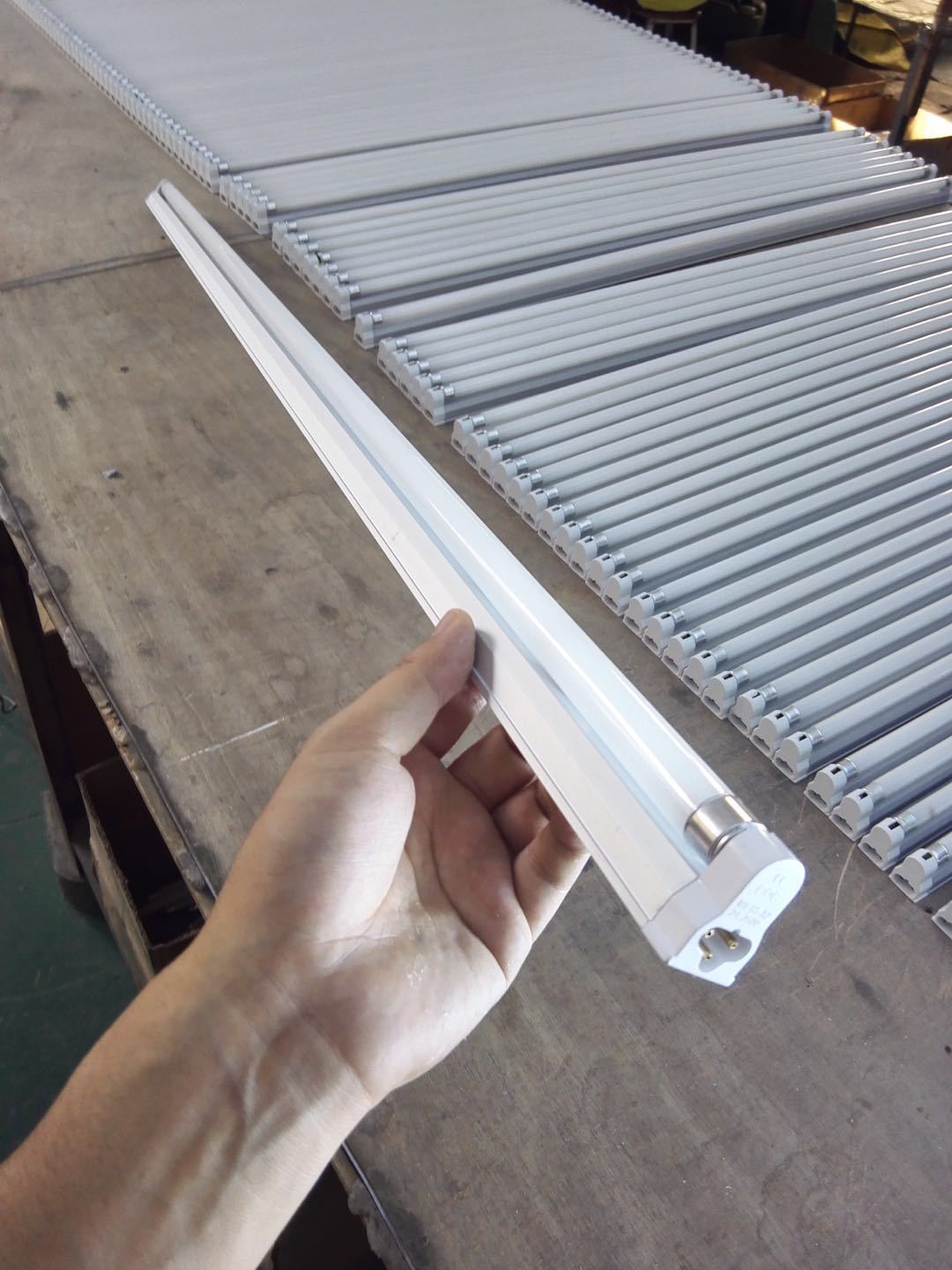 t5荧光灯支架 t5传统支架灯 高亮度t5一体化电子支架日光灯