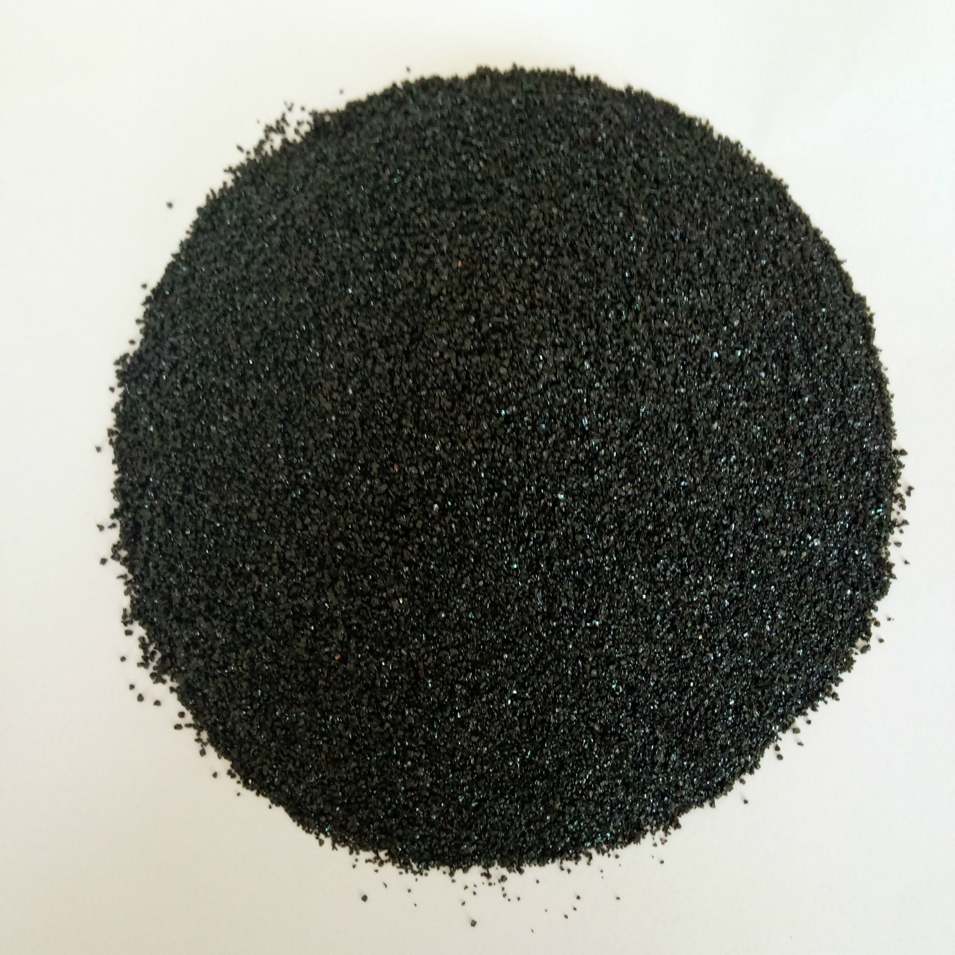 生产加工黑色彩砂 优质耐磨亮黑砂 车船桥梁除锈用金刚砂量大优惠