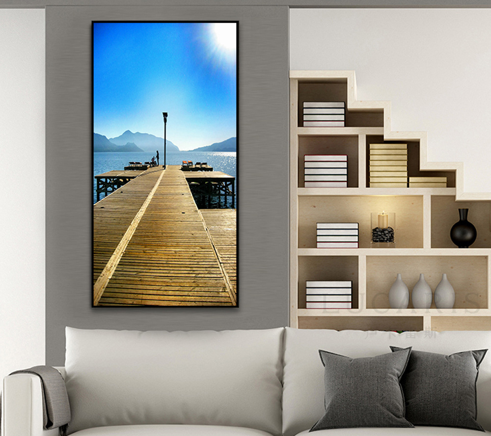 北欧玄关酒店装饰画入户过道走廊挂画竖版墙上海景画现代简约壁画