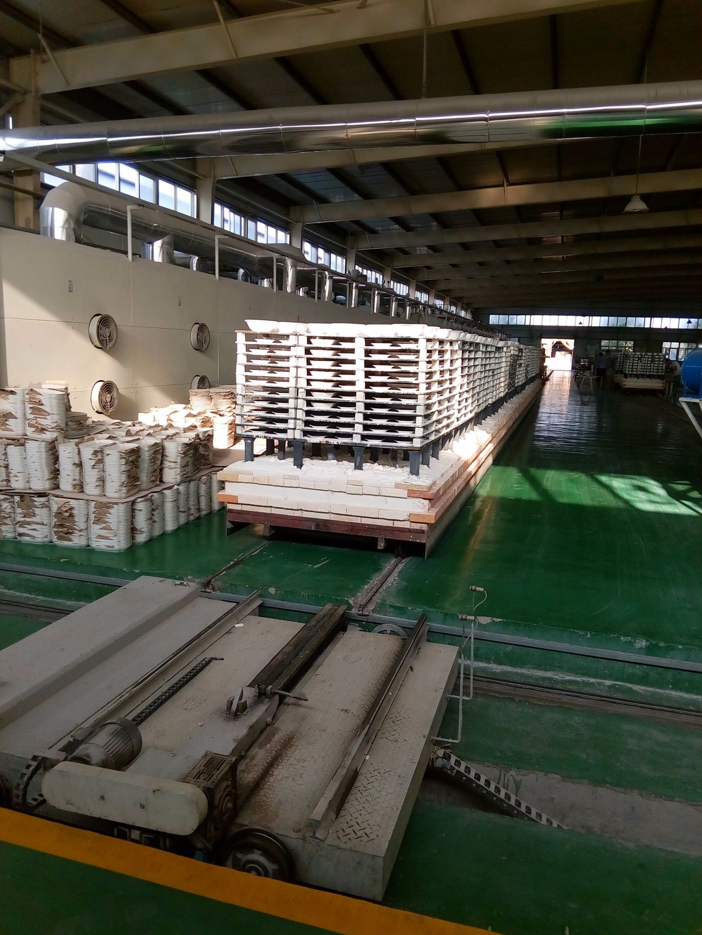 日用陶瓷行业采用自动化生产的趋势