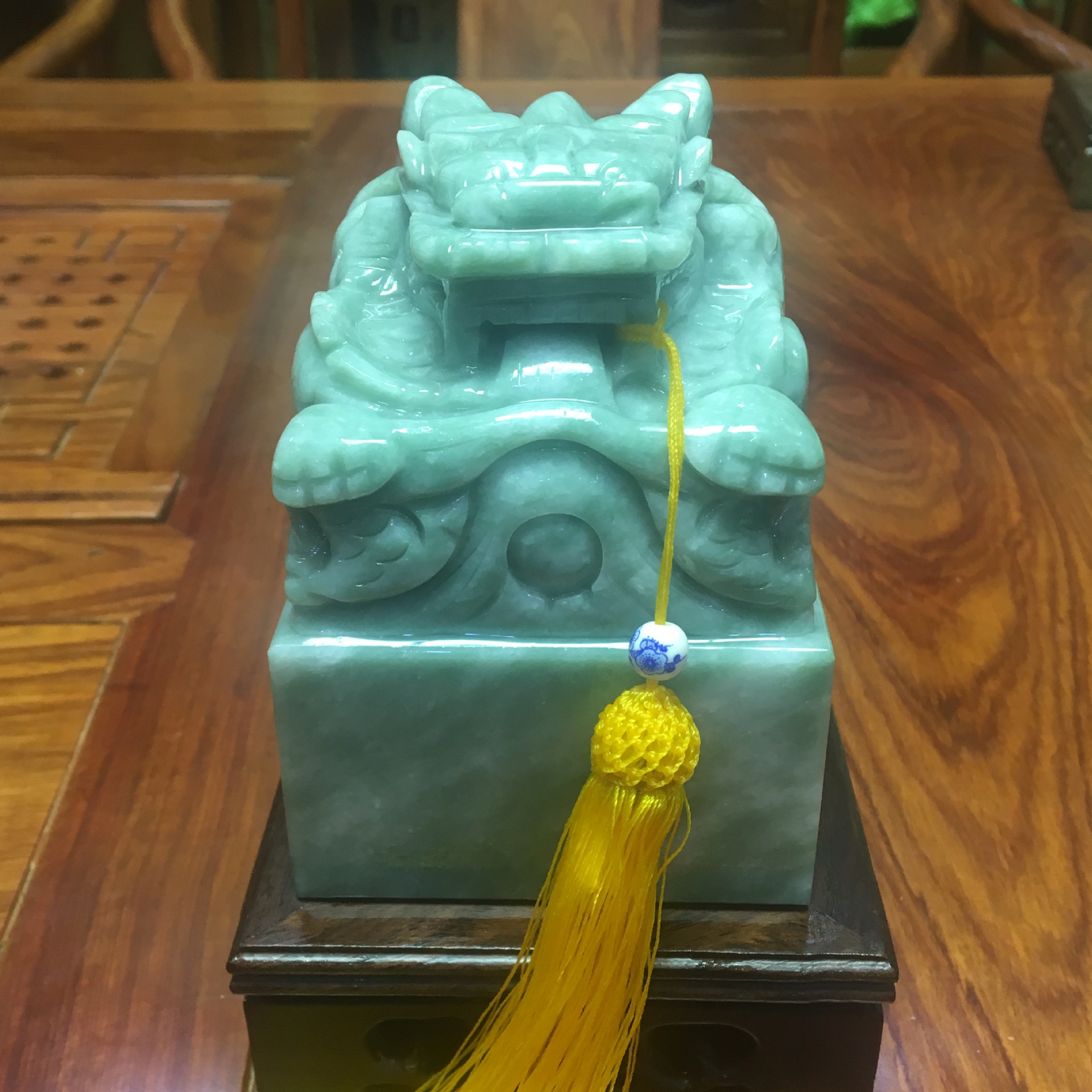 贵州翠翡翠色印章龙头摆件龙行天下玉玺刻字书章蓝田玉刻章工艺品