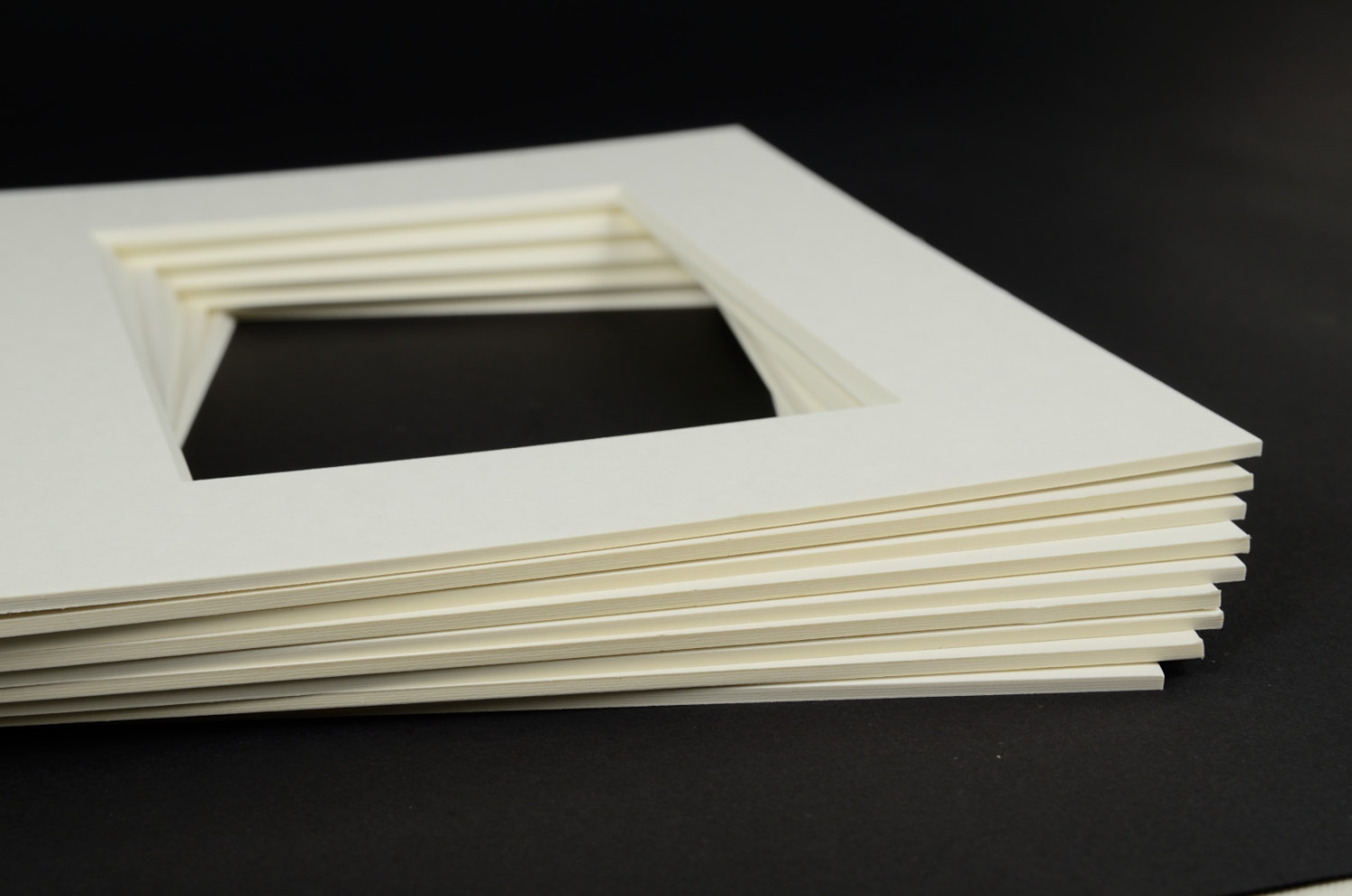 定制加工生产无酸裱画卡纸 不变形 纯木浆材质