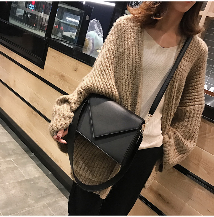 个性小包包女2020新款简约宽带小方包韩版百搭单肩ulzzang斜挎包