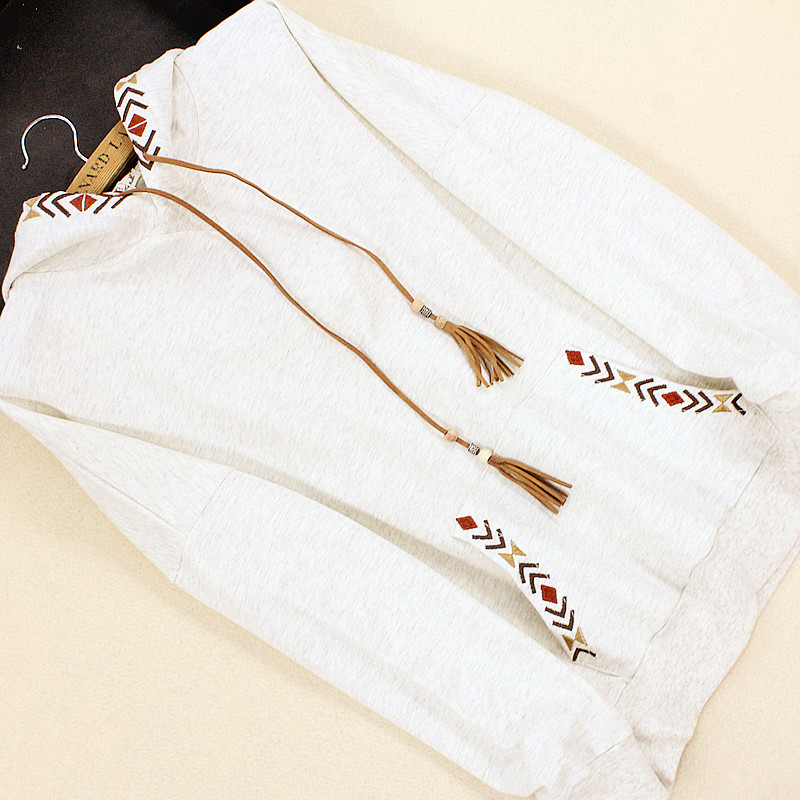 2018年秋装薄款 森女麦穗刺绣流苏抽绳连帽宽松套头卫衣女装新款