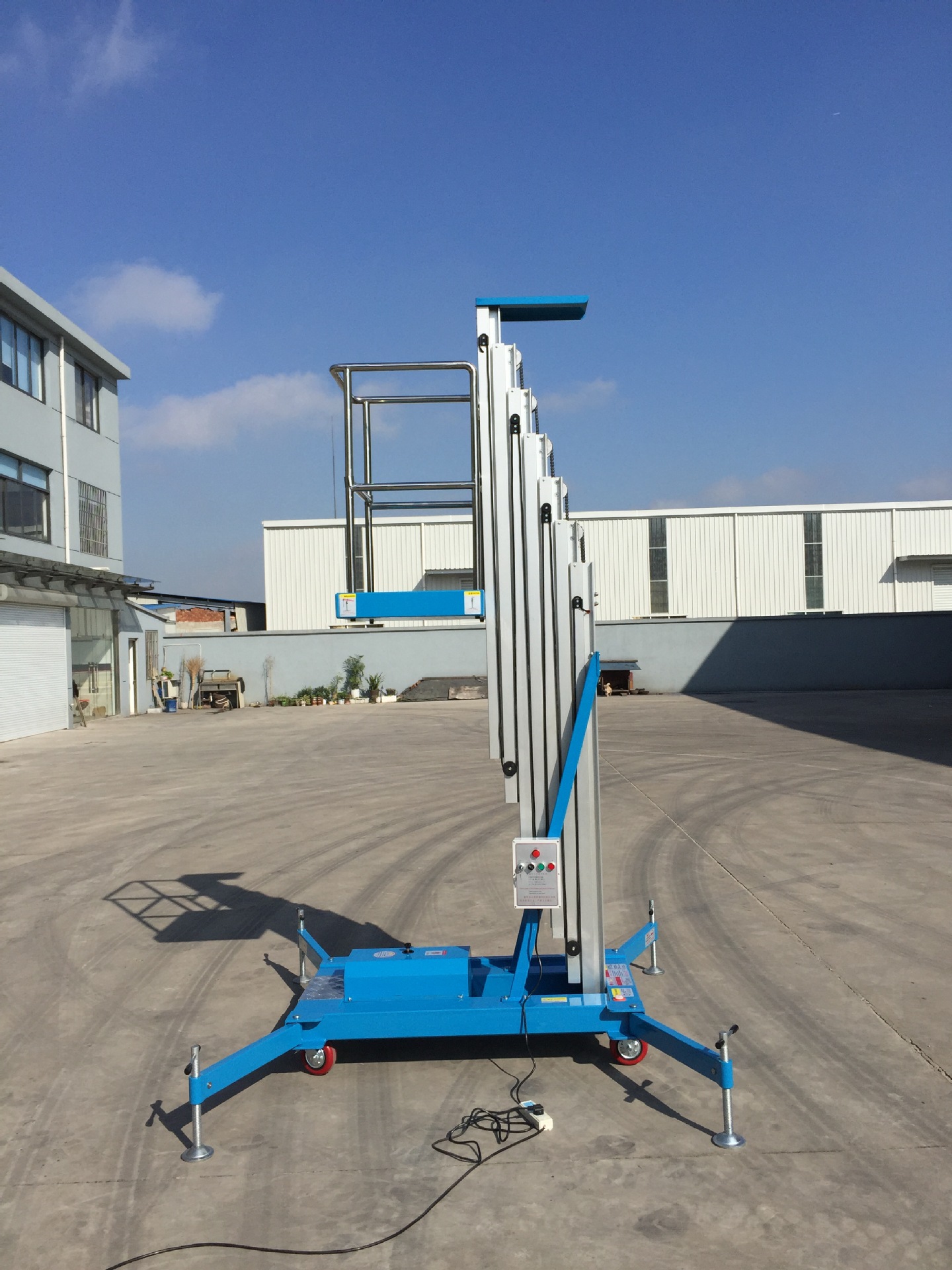 单桅升降机6米移动式升降机6米铝合金升降机6米升降平台6米单人梯