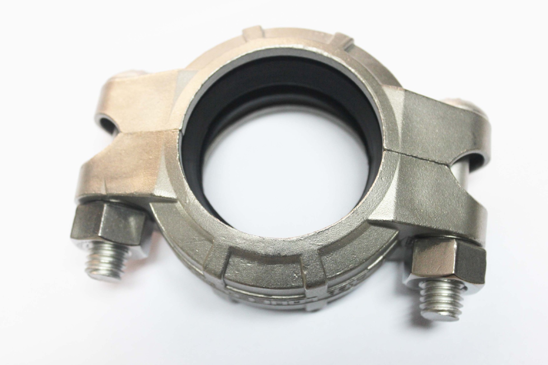 焊接式沟槽管道卡箍