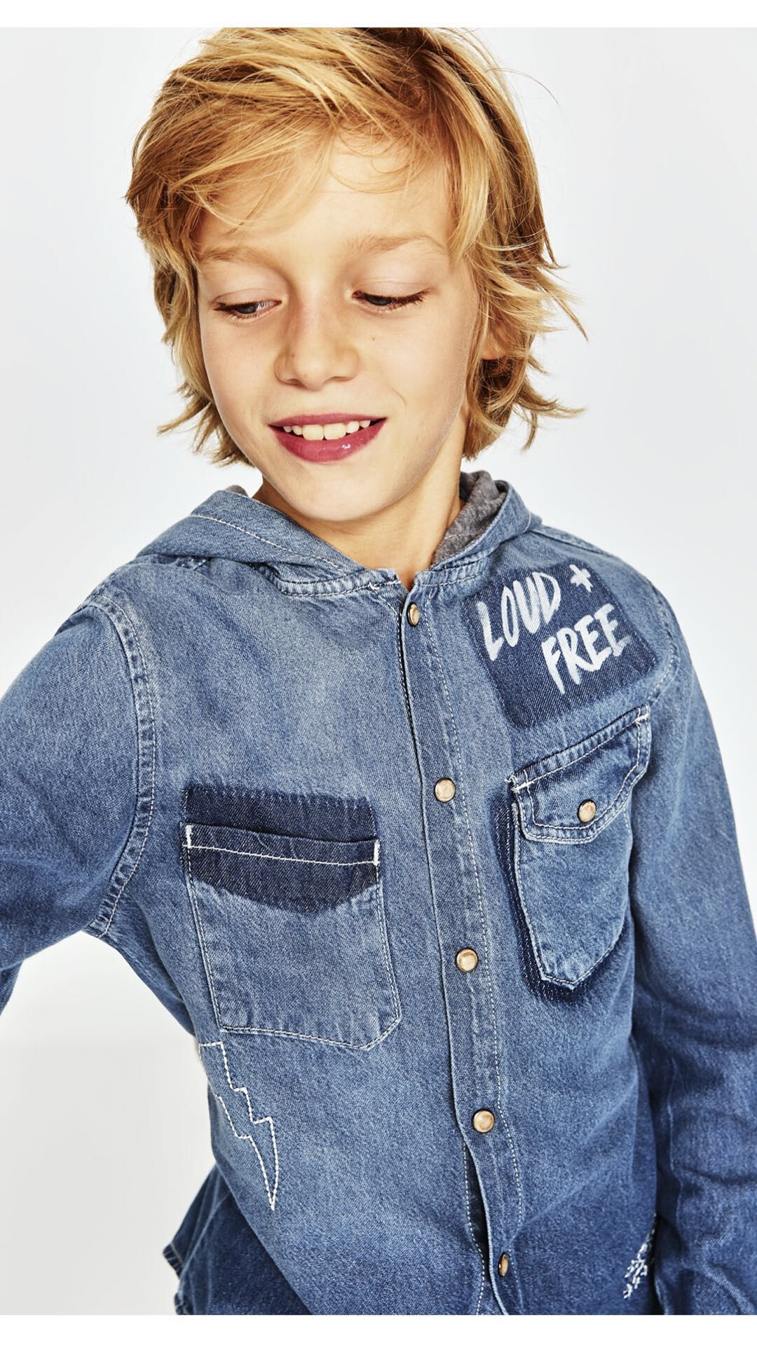 外贸童装 2018年春装新款 男童卡通贴布连帽牛仔长袖衬衫