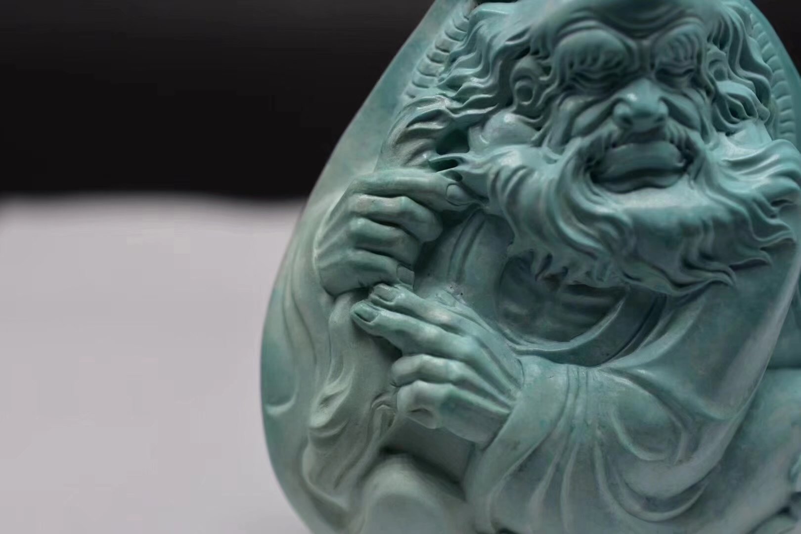 竹山秦古料绿松石雕件 原矿无优化绿松石楚秀精雕达摩手把件厂家