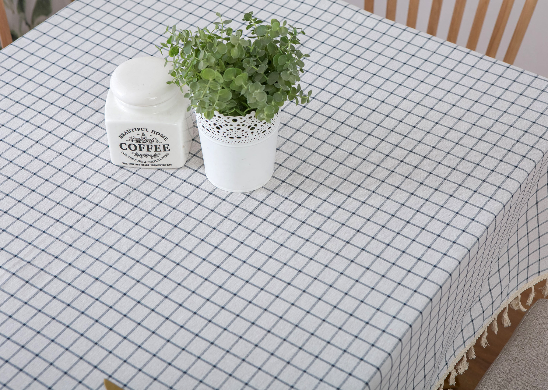 ins风桌布棉麻地中海白底蓝格子餐桌布文艺茶几流苏盖巾一件代发