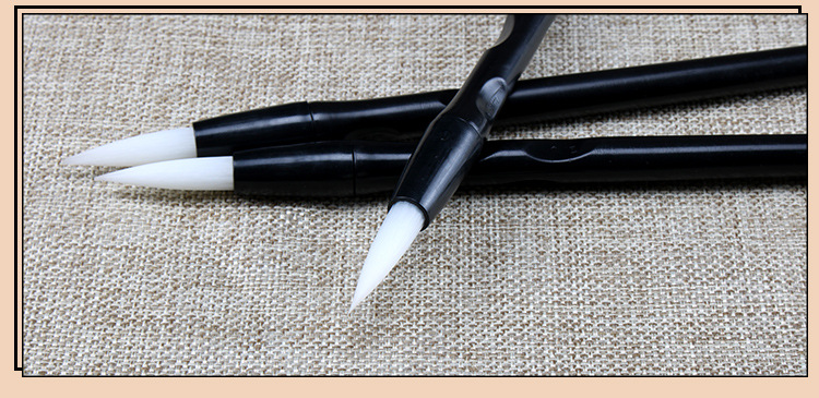 批发自来水笔储水毛笔水溶彩铅固体水彩画颜料笔尼龙水写灌水毛笔