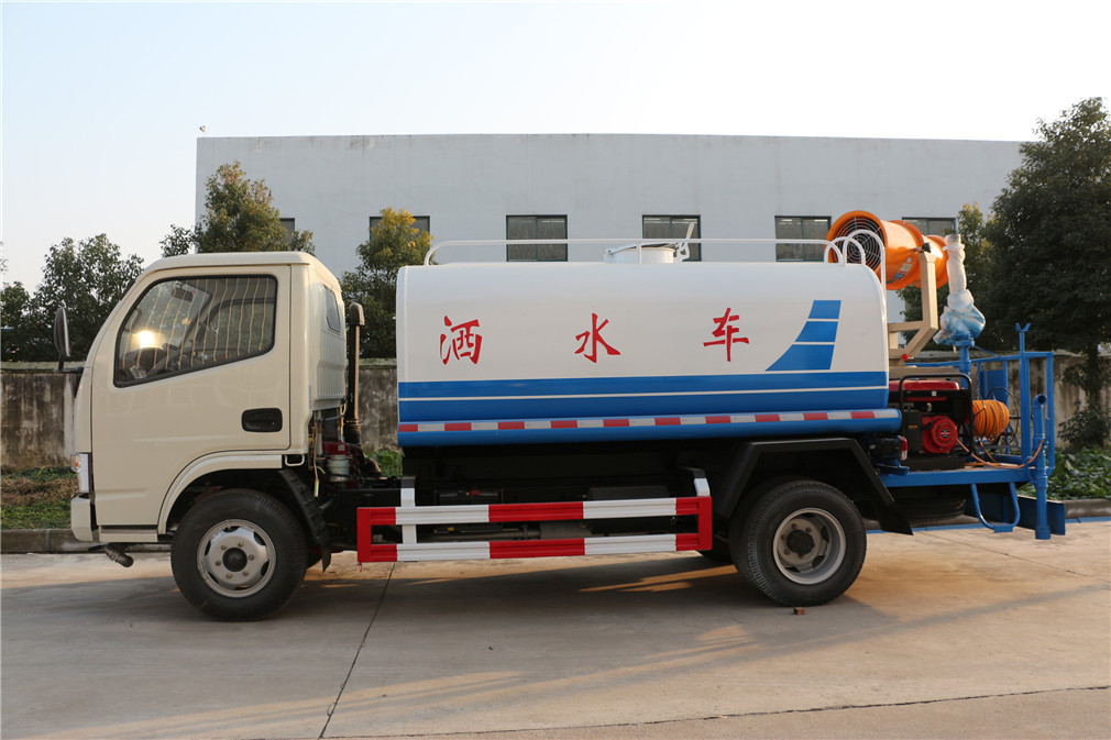 韩国卖萌歌,像洒水车的旋律_那里有卖10吨洒水车_范家屯有几家卖回瓶