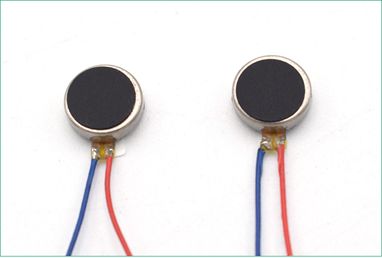 0820扁平马达纽扣微型直流电机 手机振动马达 电子烟马达