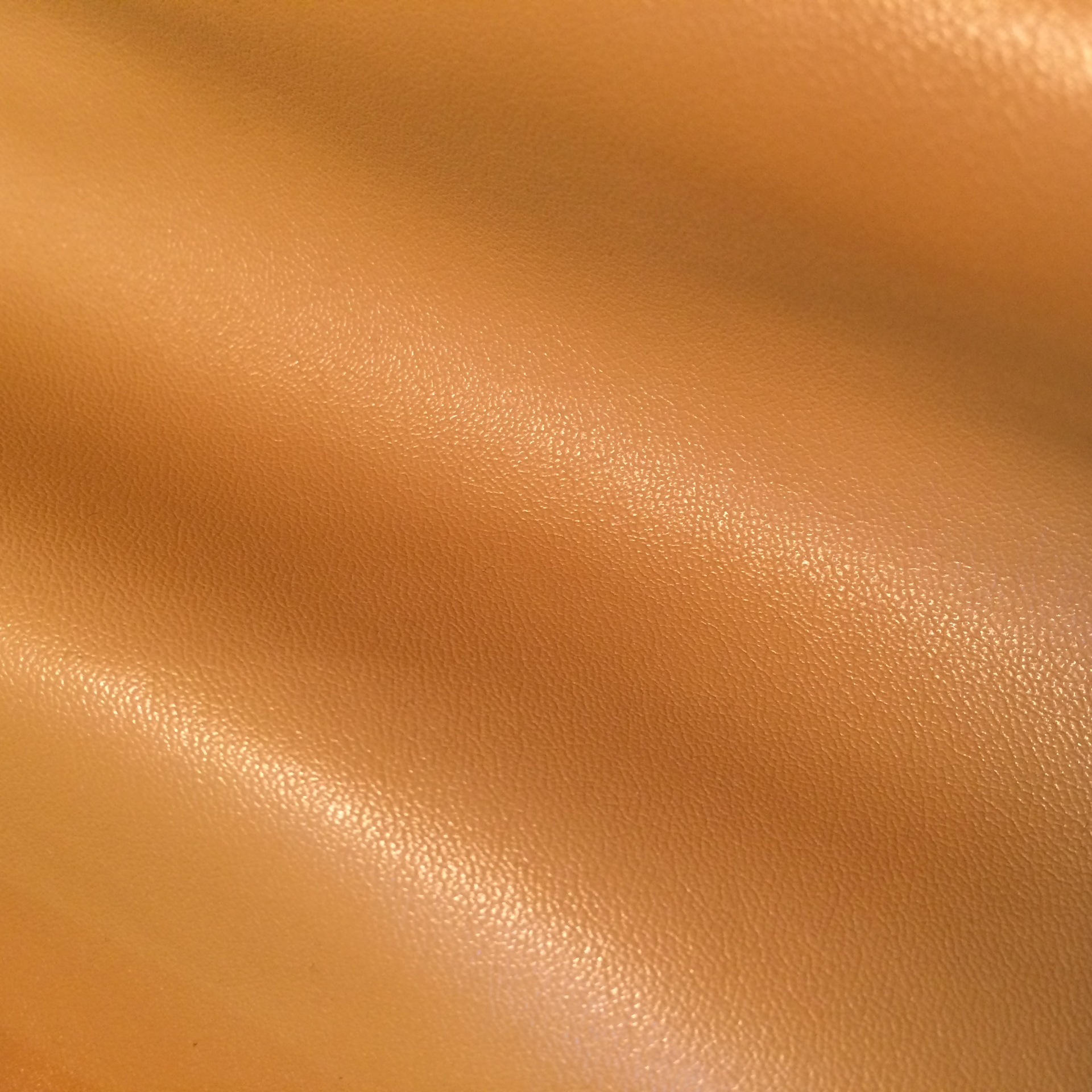 常年现货供应服装装饰用半粘胶底纳帕纹仿羊皮细纹pu超柔软皮革