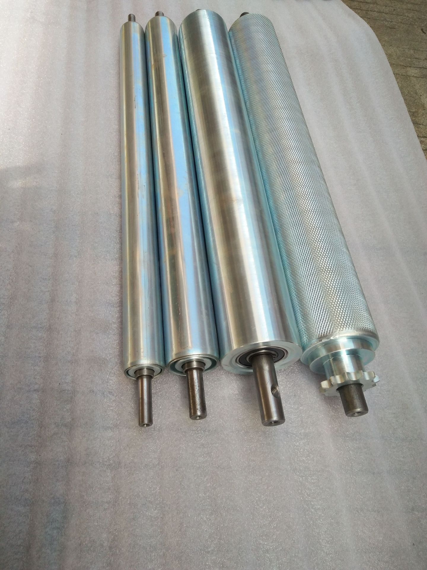 安检机滚筒安检仪无动力主动从动辅助滚筒滚轴头尾输送机传动厂家