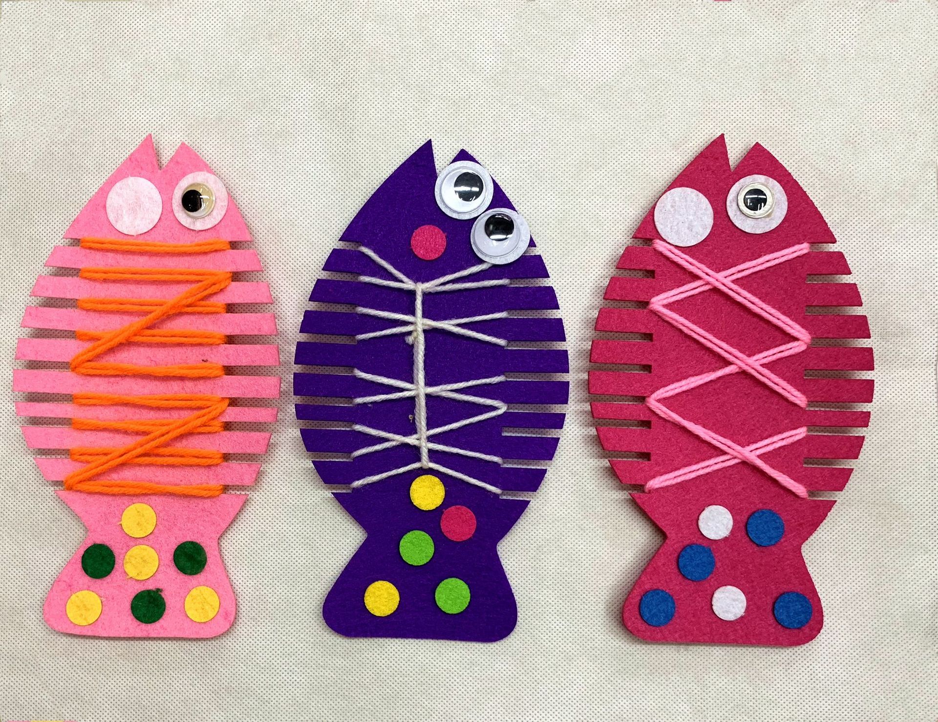 儿童diy益智教具幼儿园活动区域绕线鱼diy材料穿线手工游戏绕线鱼