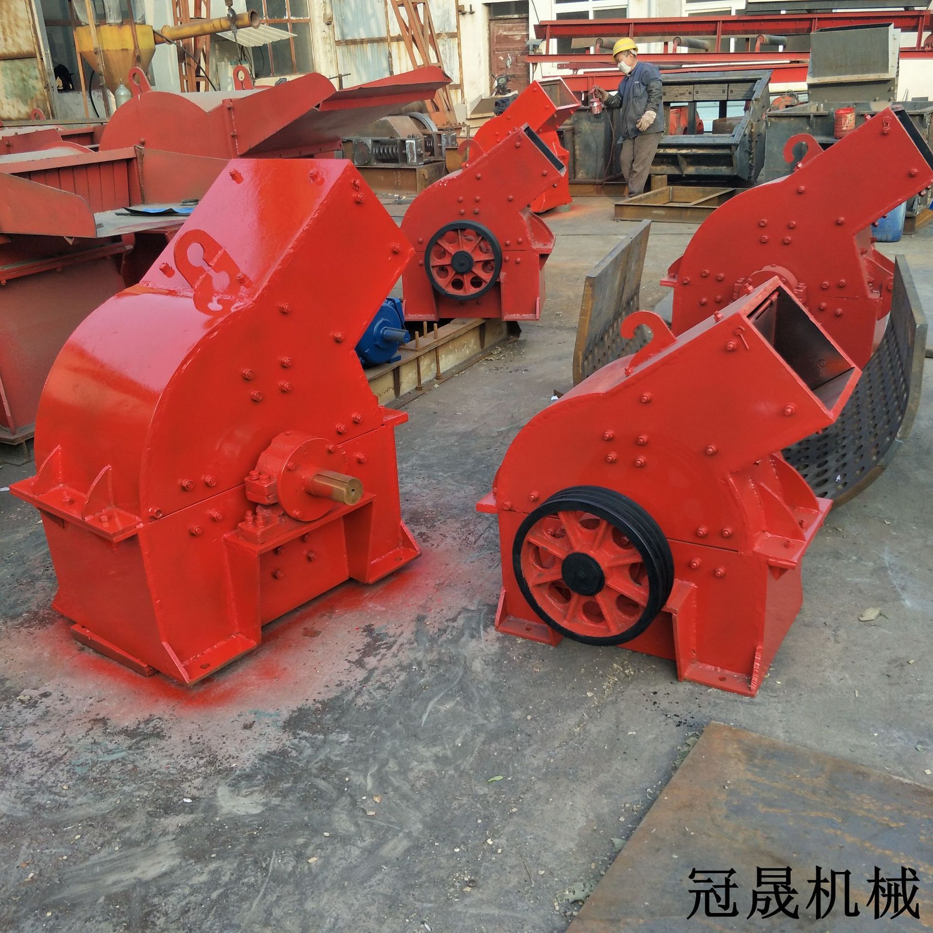 小型移动式煤矸石粉碎机石料制砂机鹅卵石打砂机石灰石锤式破碎机