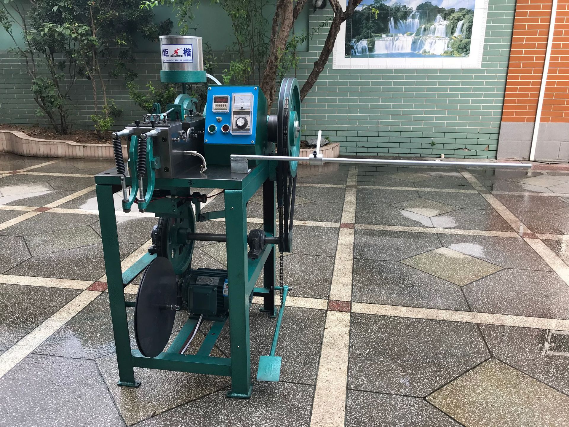 vha-02b 半自动双刀绳带鞋带包头机,打头机 台湾品质