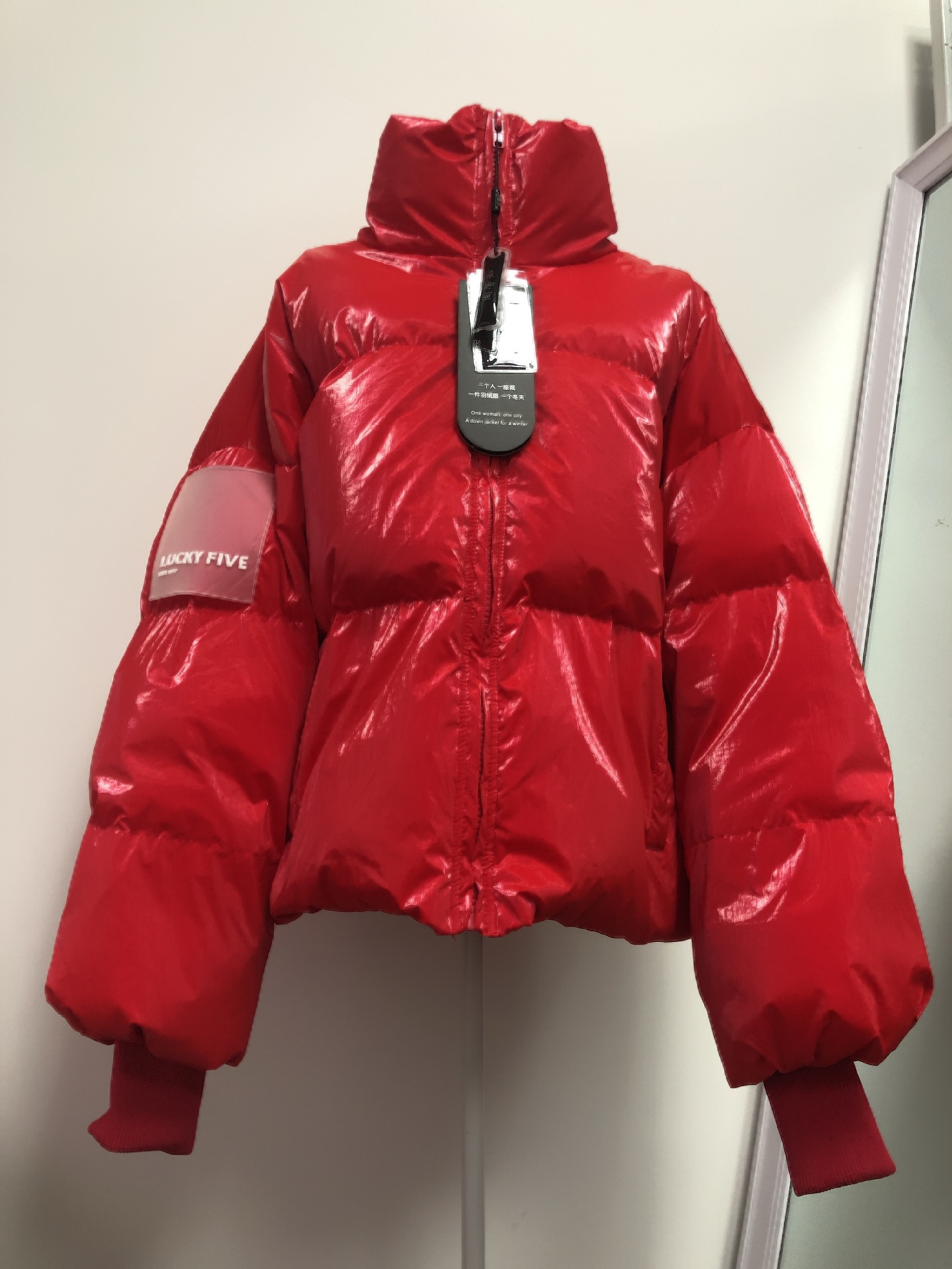 2018新款羽绒服女加厚白鸭绒冬装韩版宽松袖子贴标字母lucky five