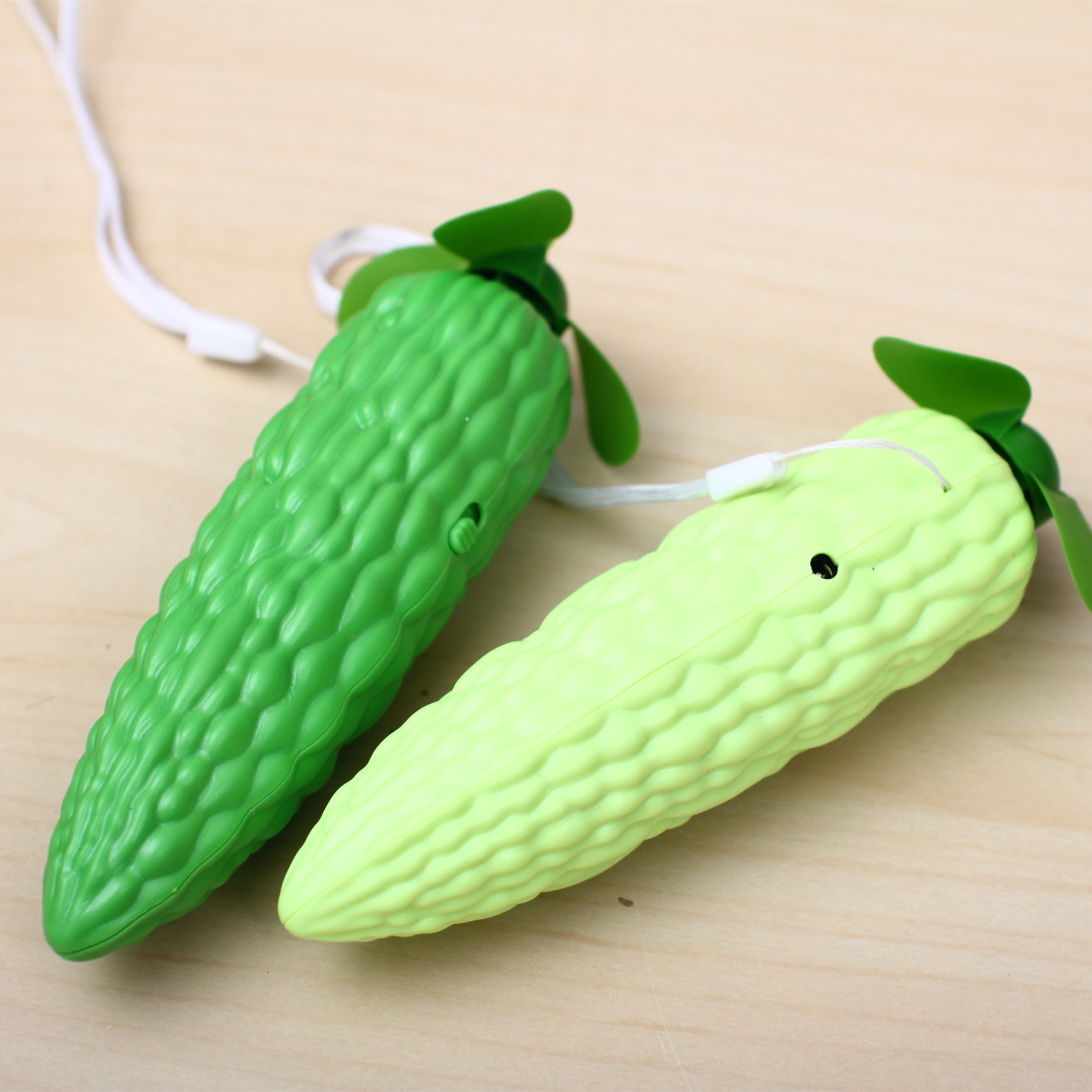 偶像文具 学生苦瓜充电可爱风扇 夏天简单方便 创意卡通风扇699