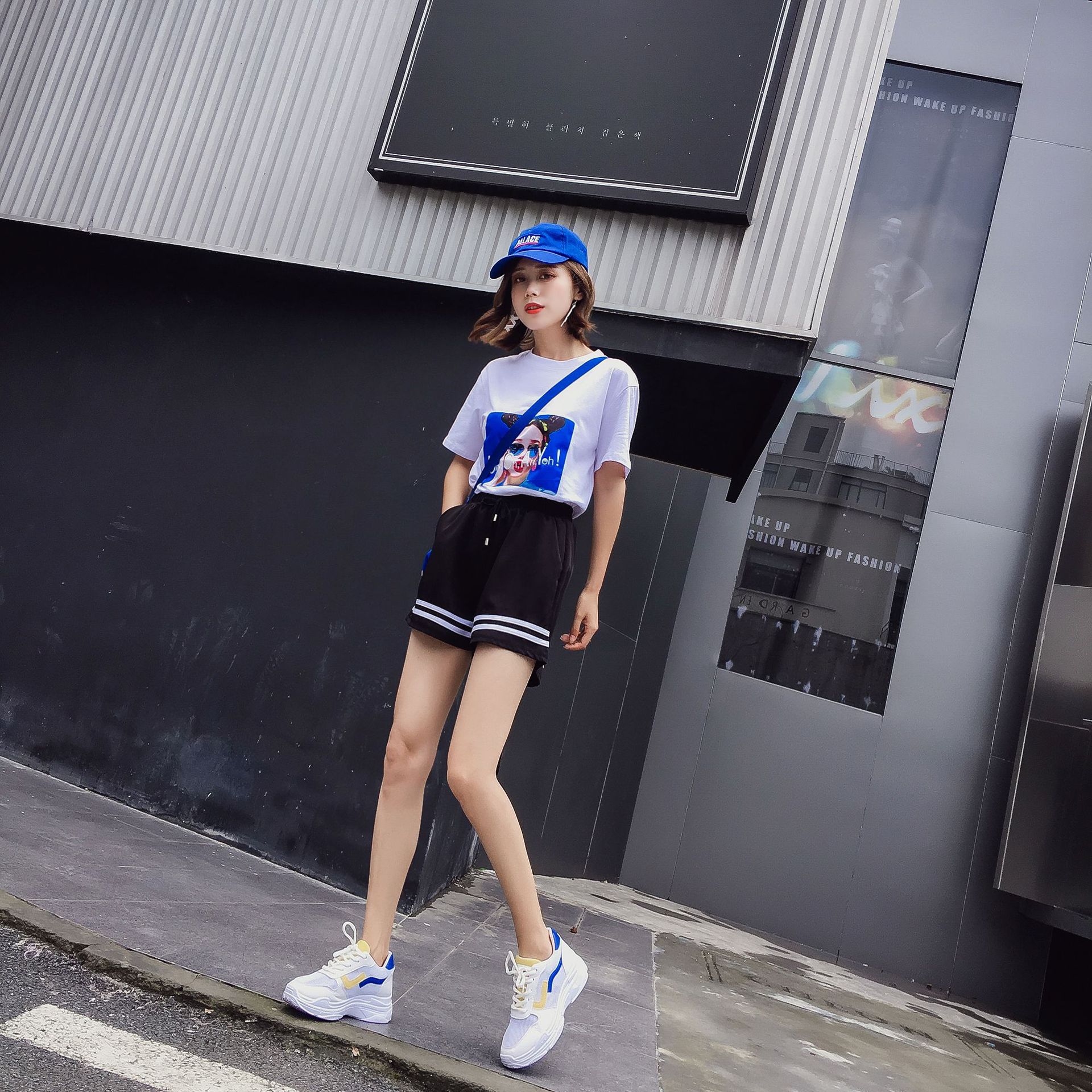 2018新款夏季初中学生宽松跑步休闲短裤少女韩版百搭阔腿运动裤潮