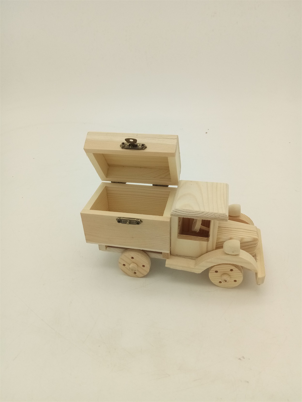 多种款式木制儿童玩具车木质汽车模型摆件可定制木质工艺产品批发