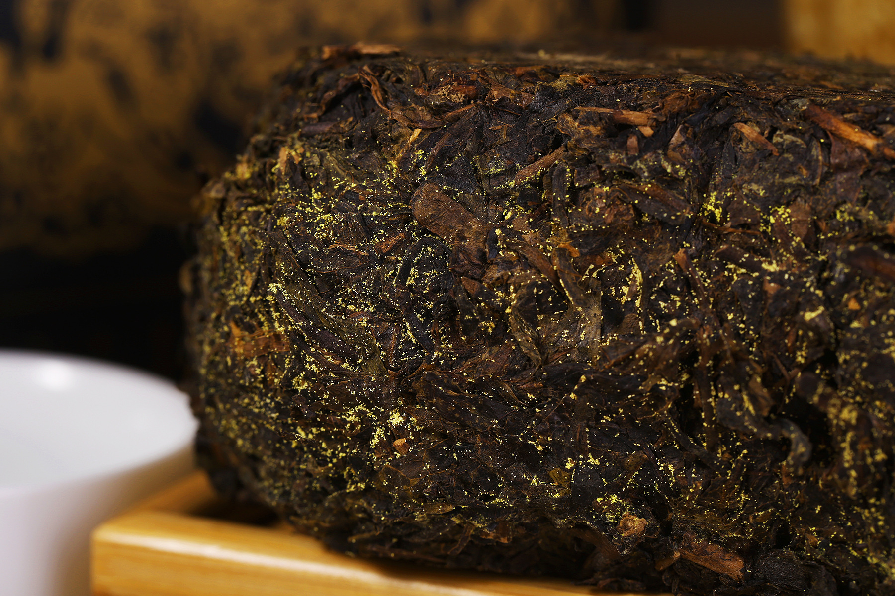 【传富茶业】镇厂之宝 湖南安化黑茶12年卡盒精美手筑茯砖茶1kg