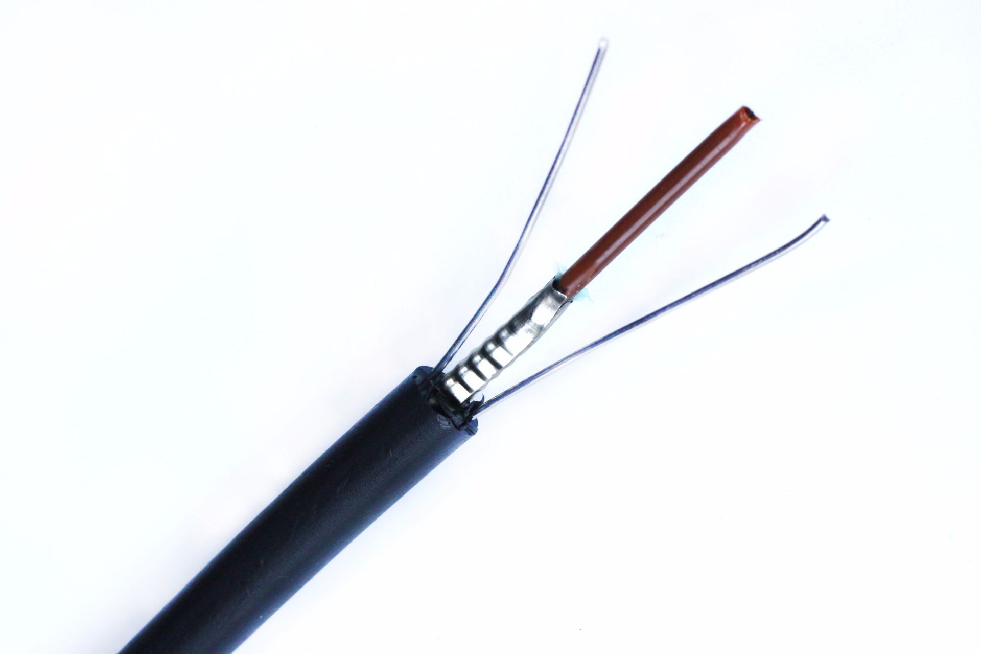 批发 通信光缆24芯gyxtw中心束管式光纤 通信用室外光纤 监控光纤